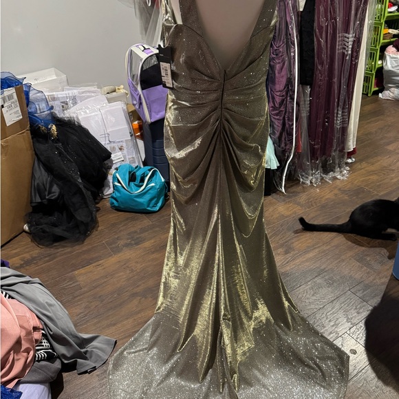 Cinderella Gold Sparkling Wedding Dress - Picture 1 of 3